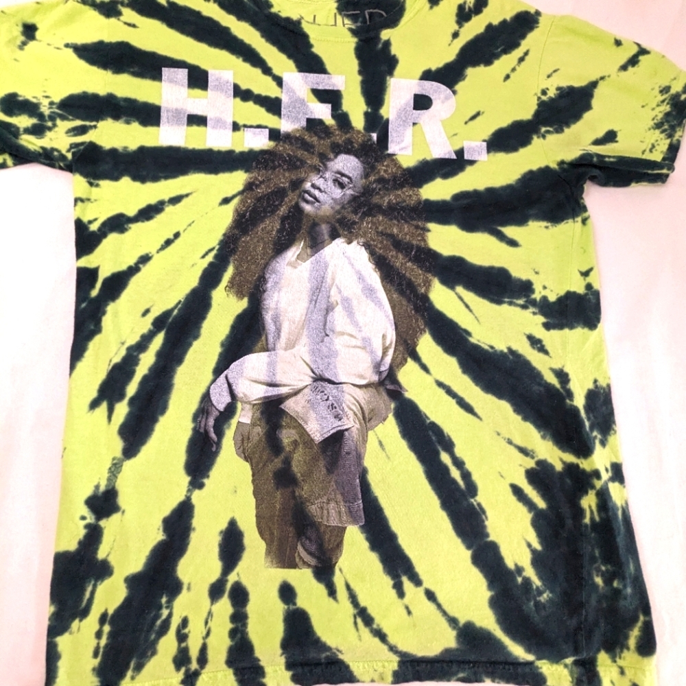 HER Tie Dye Concert Tee Medium
